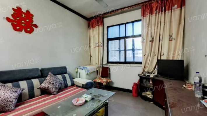 化工厂家属院二手房实景图