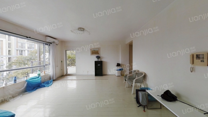 12棵橡树庄园二手房实景图