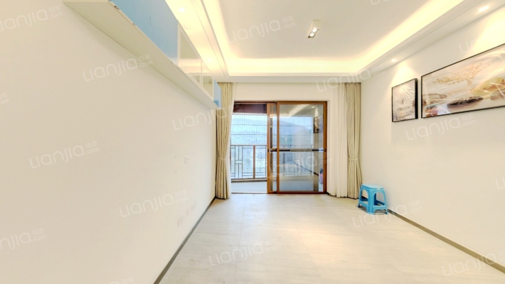 实地蔷薇国际二手房实景图