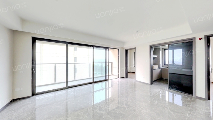 保利龙湾壹号二手房实景图