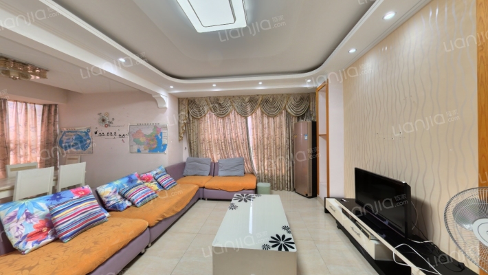 淳大香槟年华二手房实景图