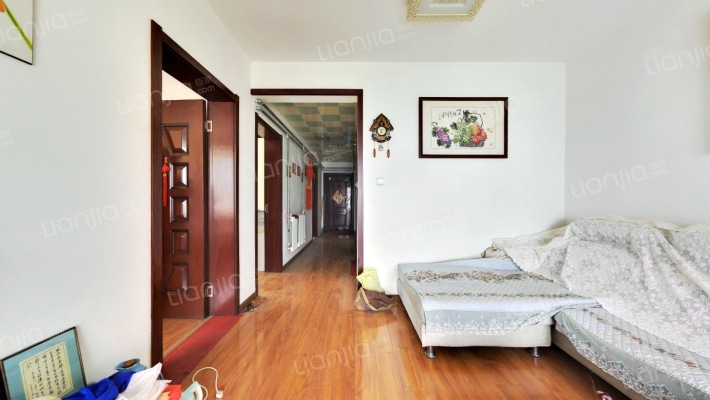 机车新村新区二手房实景图