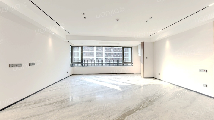 市中万科城一期翡逸园二手房实景图