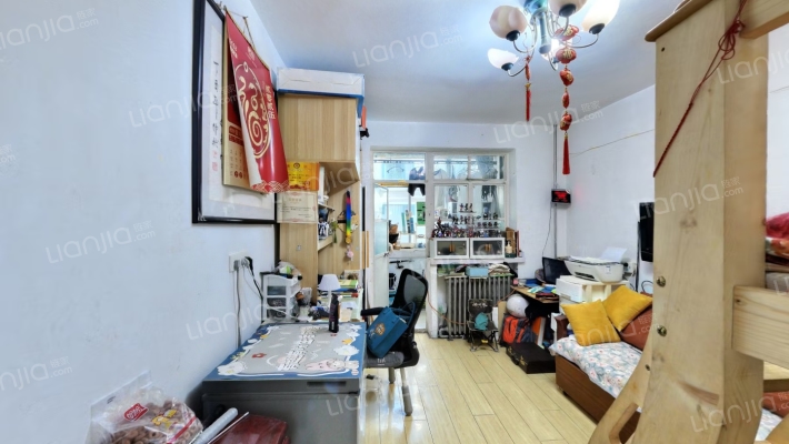 光辉滨河小区二手房实景图