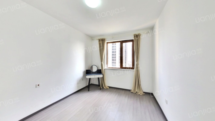 融创公园壹号二手房实景图