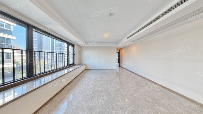 荷禹宸府二手房实景图