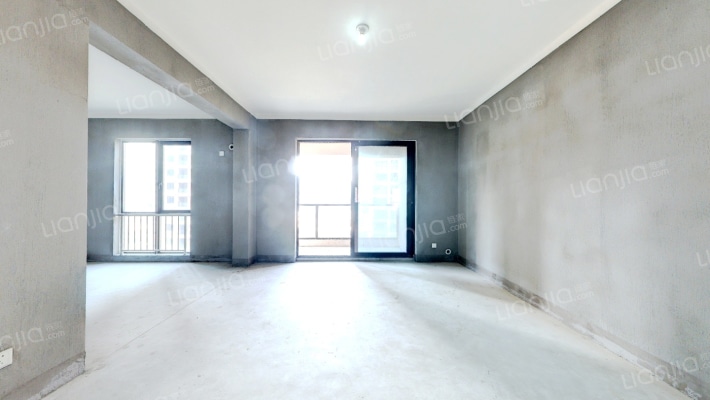 龙润中港名都二手房实景图