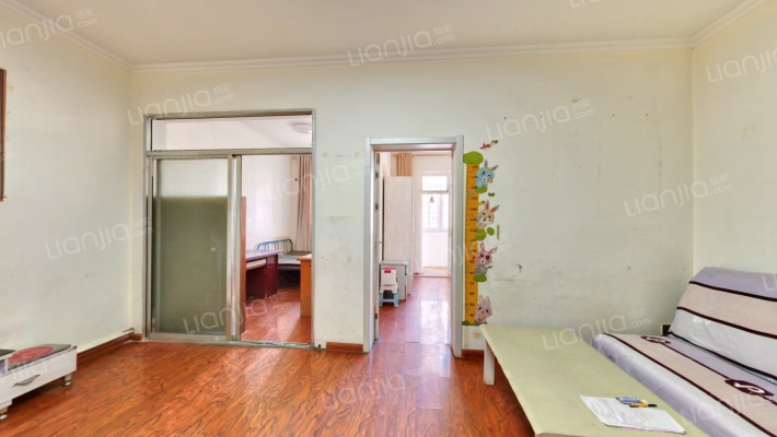 山西四建滨纷苑东区二手房实景图