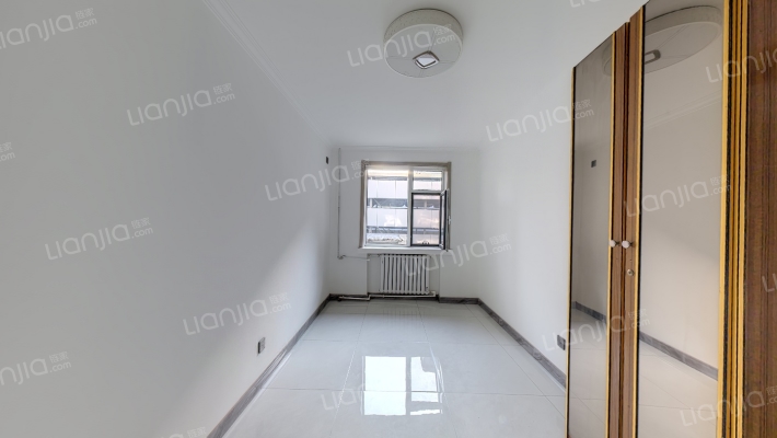 兰州服装厂家属院二手房实景图