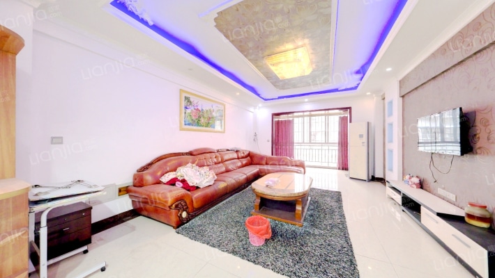 东润风景二期二手房实景图