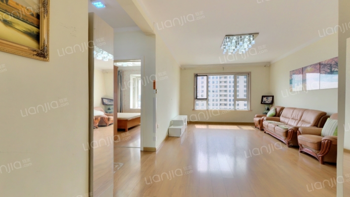 天鹅湾二手房实景图