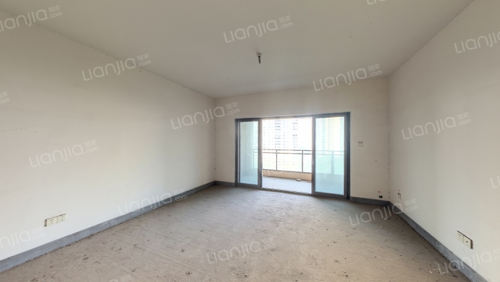 招商江湾城二手房实景图