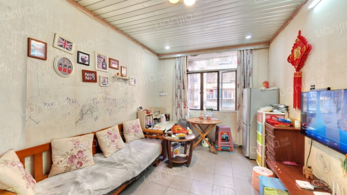 得利新村二手房实景图