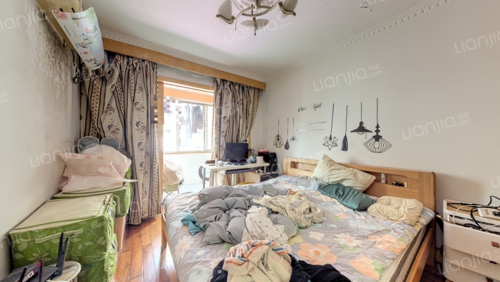 长兴公寓二手房实景图