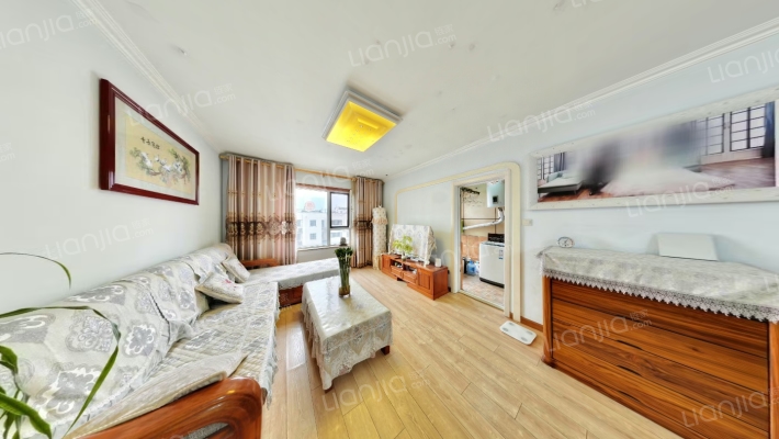 中凡鲁鼎广场二手房实景图