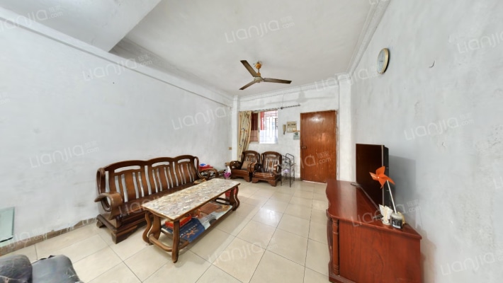 行仁里大院二手房实景图