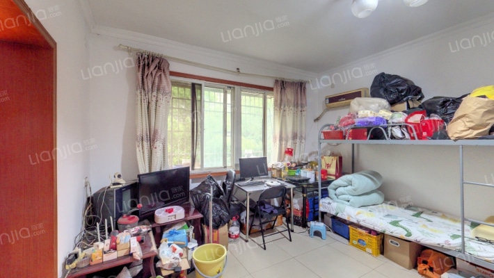 省外经委宿舍二手房实景图