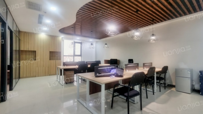 三川·奥特莱斯二手房实景图