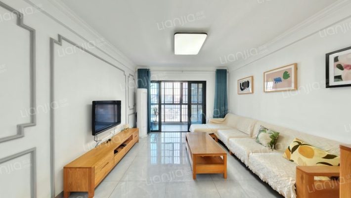 中国铁建18公馆二手房实景图