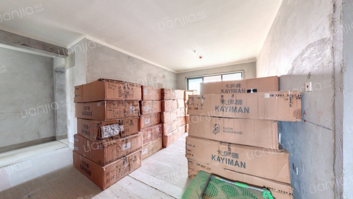 泰宏建业国际城10号院二手房实景图