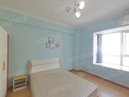 合租·御城 4居室 东南/南卧