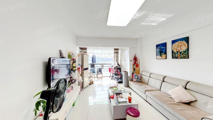 君临香格里D区二手房实景图