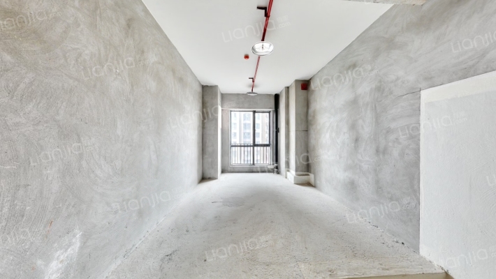 和泓江山国际二手房实景图