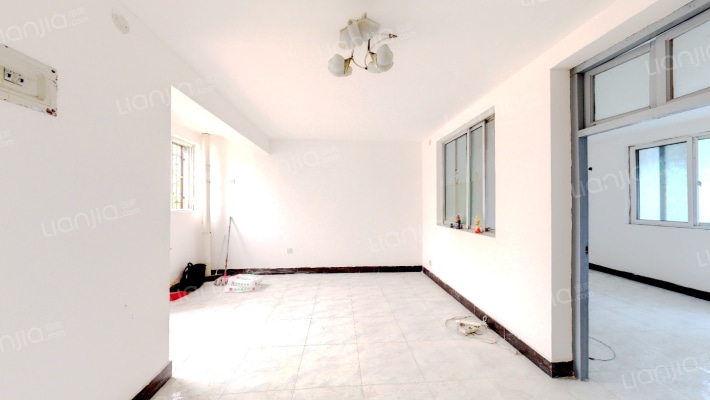 南阳路57号院二手房实景图