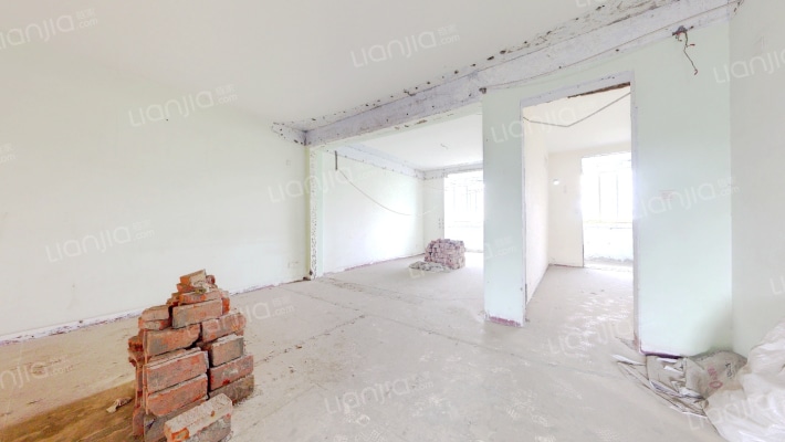 过街楼街98号二手房实景图