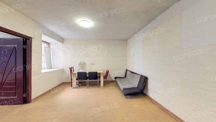 福湾新城冬阳苑二手房实景图