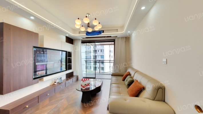 融创云湖十里F区二手房实景图