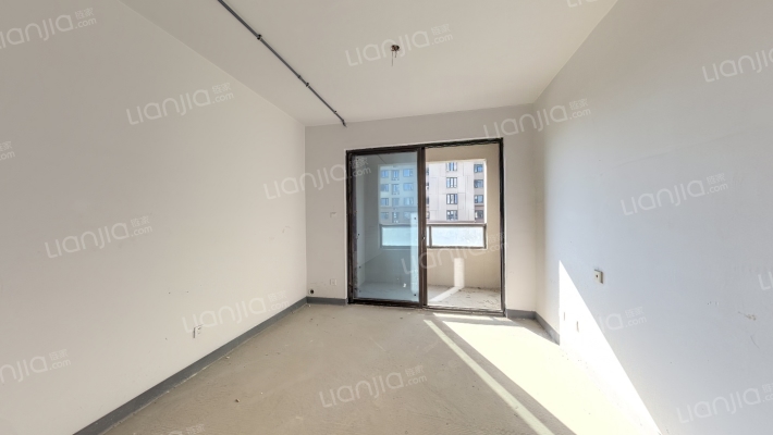 万象华庭一组团二手房实景图