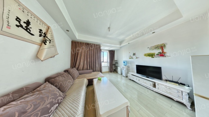 万科云上城二期二手房实景图