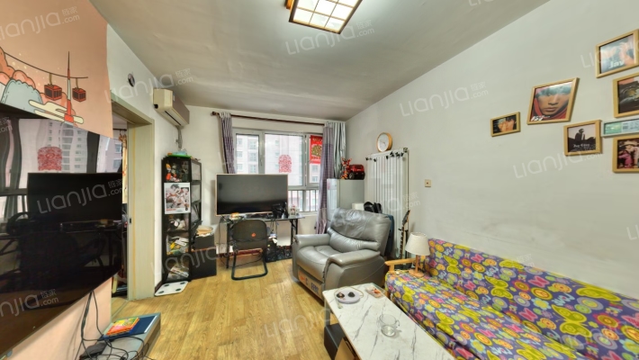 荣雅园二手房实景图