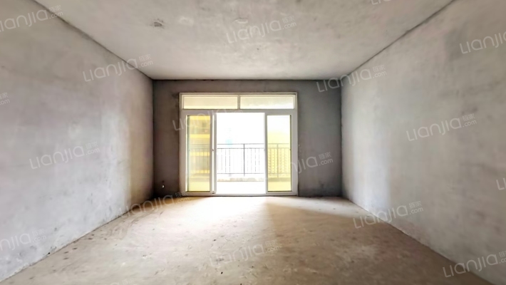 鑫隆公园大地二手房实景图