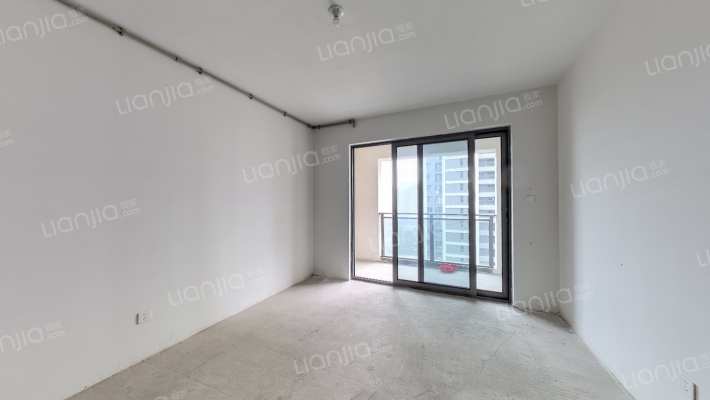 龙光玖誉湾二手房实景图