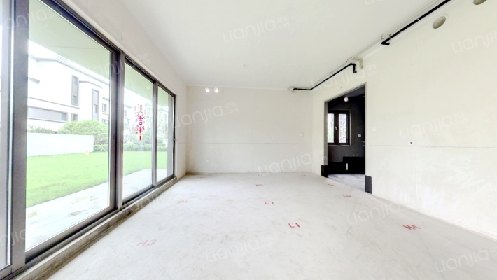 万科印象花园九期二手房实景图