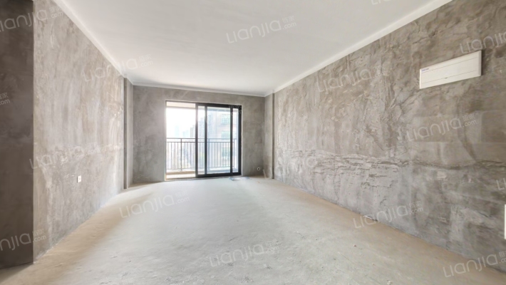 钢旅蓝郡二手房实景图