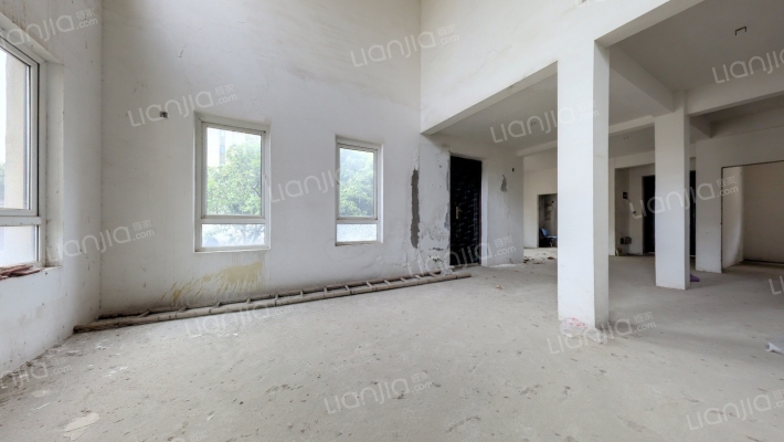 绿地城北岛红郡二手房实景图