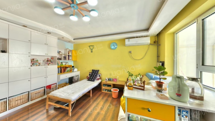 井岗新村小区二手房实景图