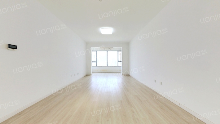 绿地IFC中央公馆B8区二手房实景图