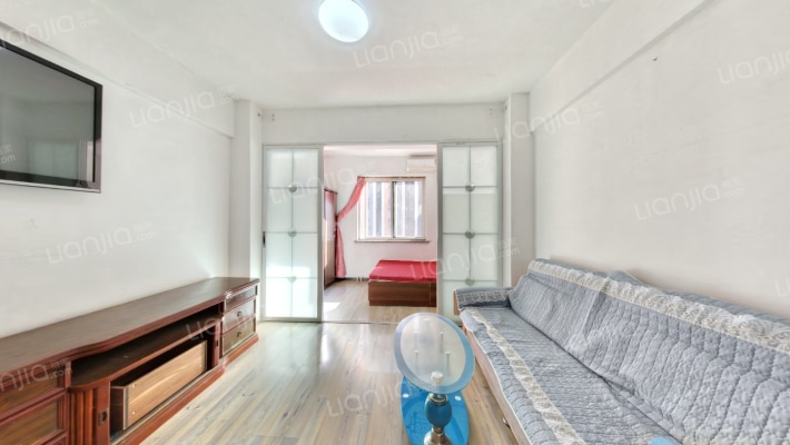 新东方公寓一期二手房实景图