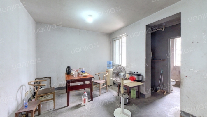 隆兴公寓南区二手房实景图