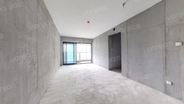 华发城建四季半岛水晶湾二手房实景图