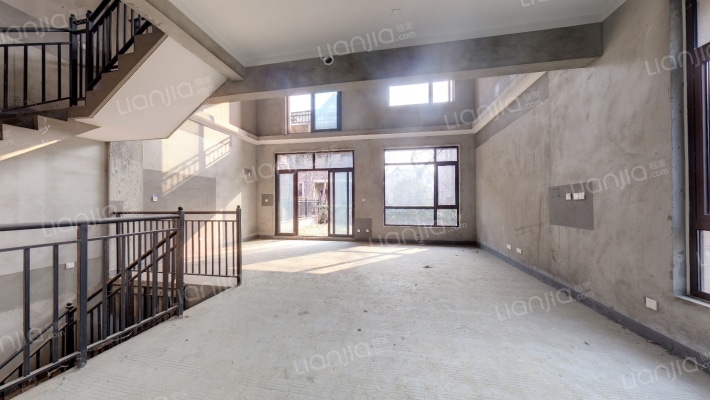 金科半岛壹号莫奈岛二手房实景图