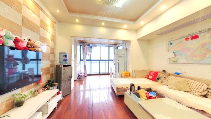 缤舍二手房实景图