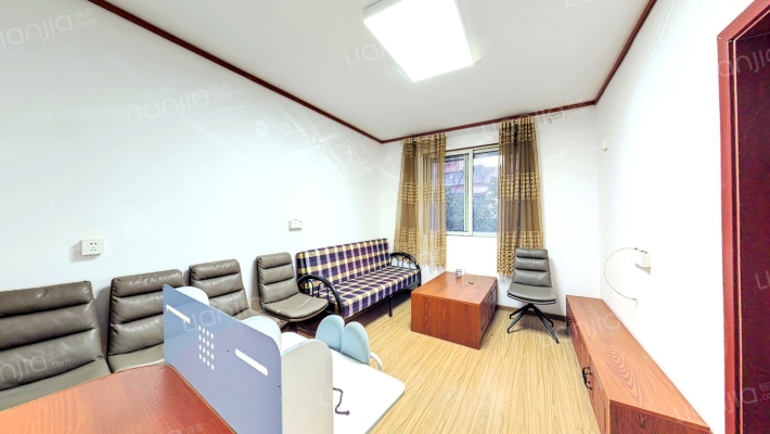 枣子岚垭村二手房实景图