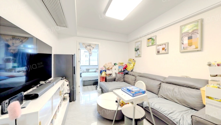 同济支路201弄二手房实景图