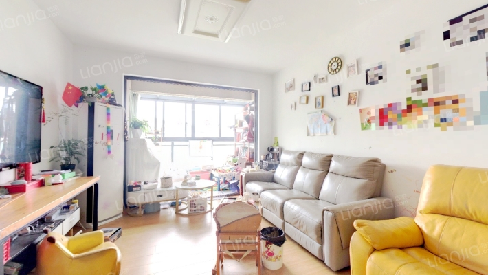 公园城二手房实景图