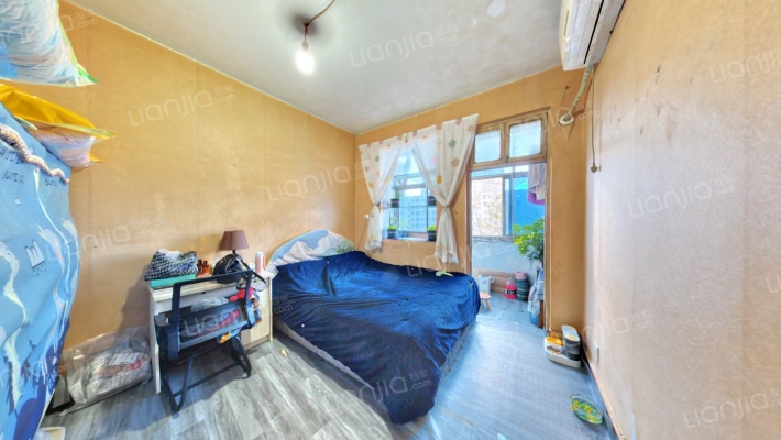 新郑路116号院二手房实景图